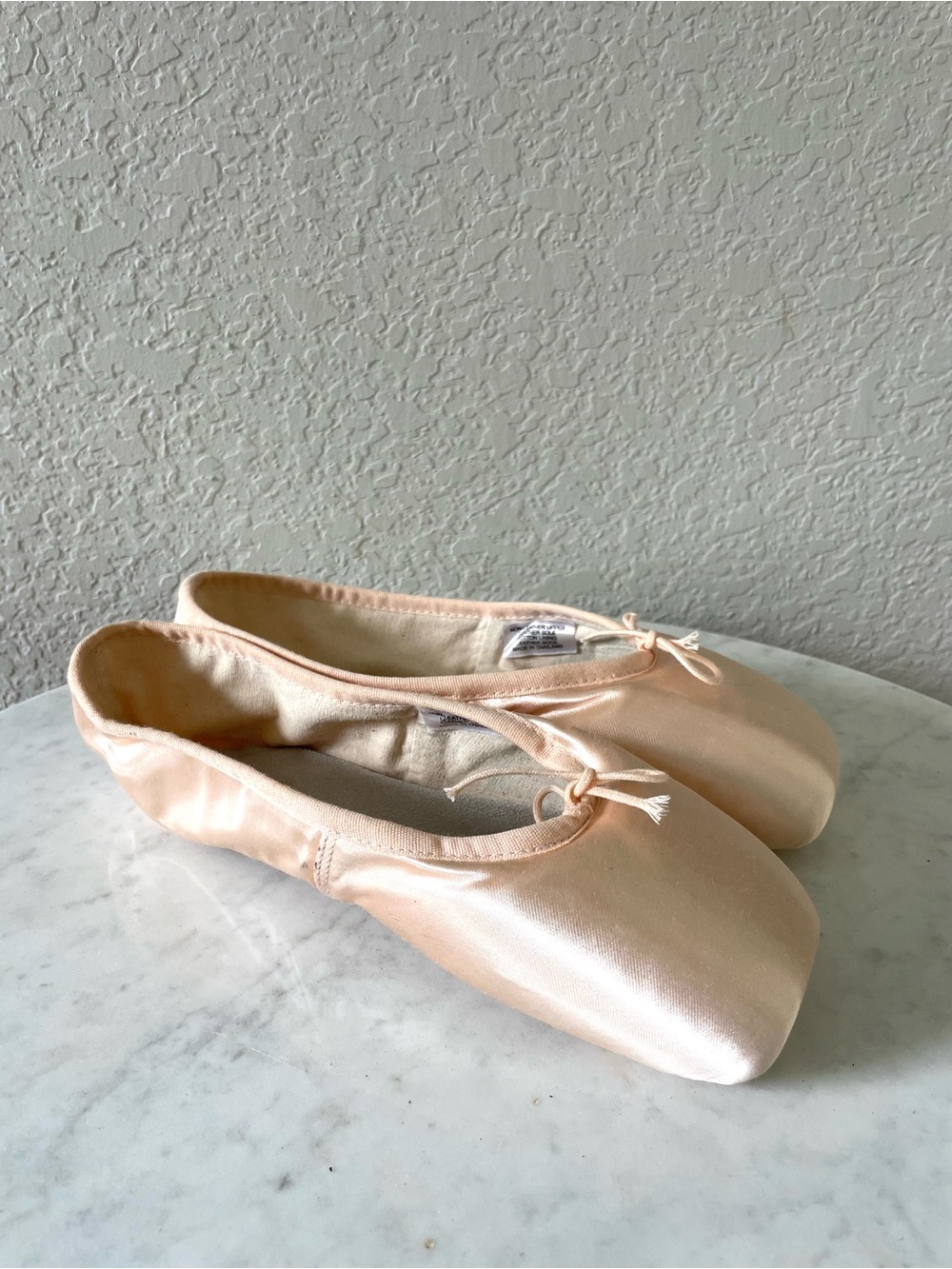 Bloch Serenade Pointe Ballet Shoes Size 5 C